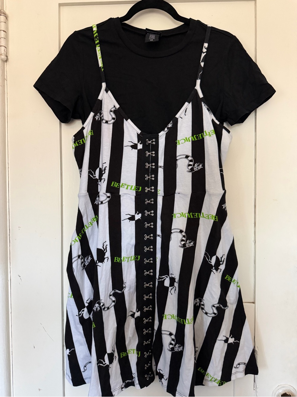 Hot Topic Beetlejuice Twofer Stripe Dress Sz L - Picture 2 of 13